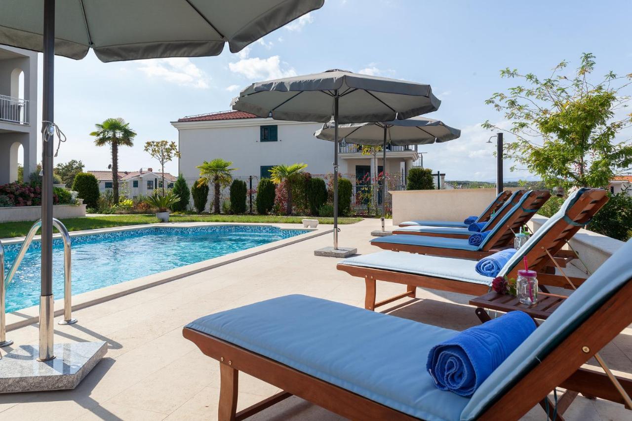 Luxury Rooms Vila Carissa Malinska Exterior foto