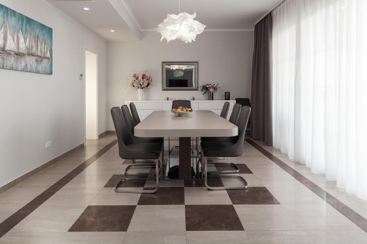 Luxury Rooms Vila Carissa Malinska Exterior foto